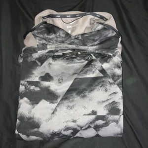 Nike Dri-Fit Hoodie w/ Zipper Pockets